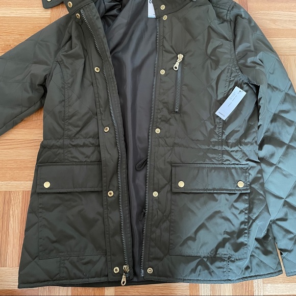 BNWT Old Navy Army Green Quilted Jacket - Small - Picture 8 of 10